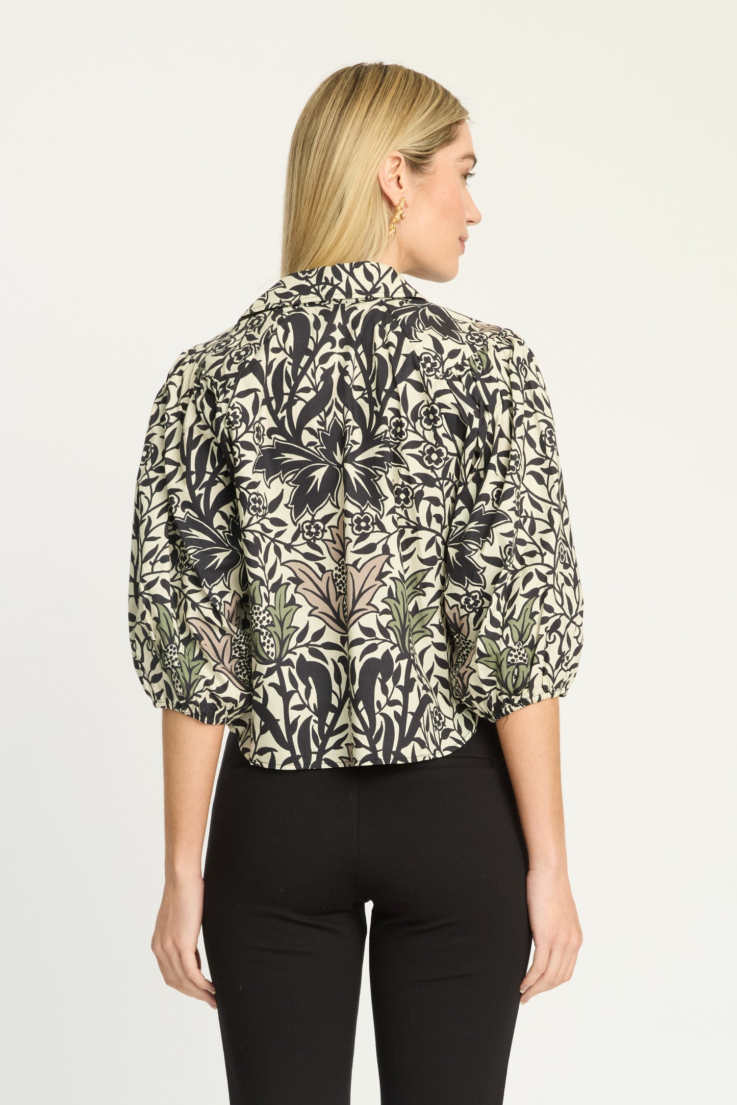 Juliette Top in safari garden morning by Caballero