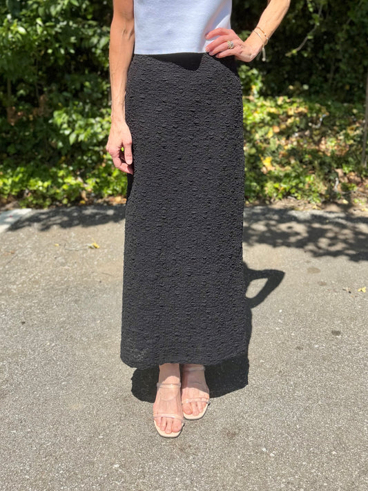 Bubble Flower Skirt in black by Esqualo
