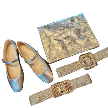 Maru Foldover Clutch in platinum by Uashmama
