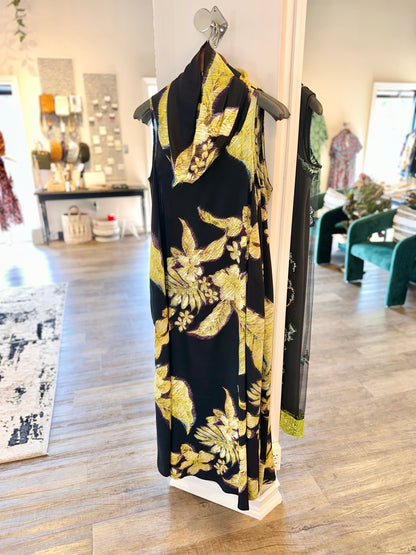 Sleeveless Floral Printed Maxi Dress in gold by Psophia