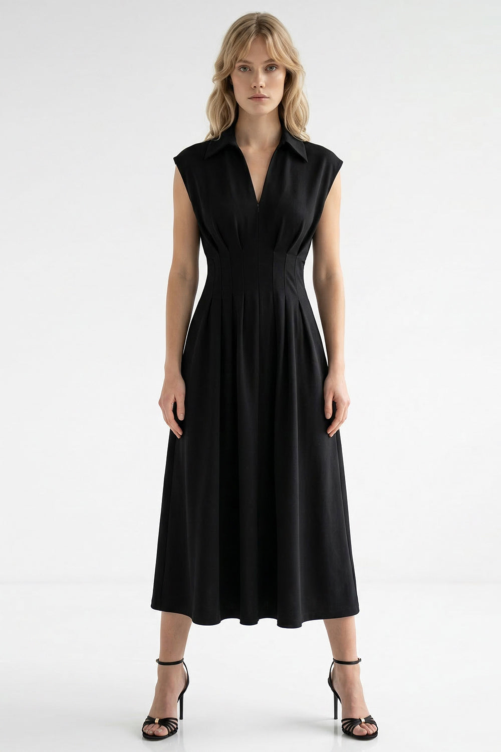 Aveline Dress in black by Exquise