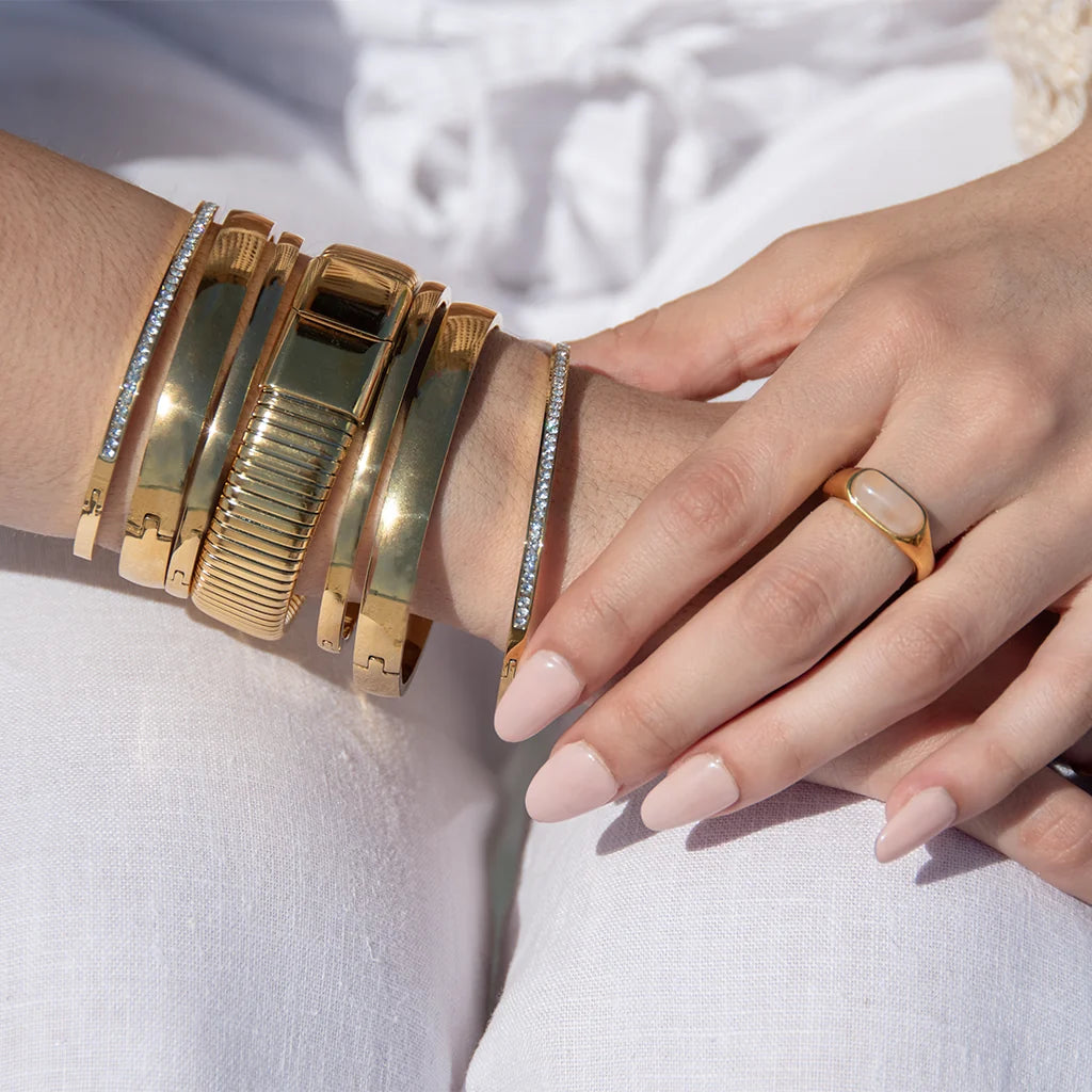 Enchanted Bangle Bracelet in gold by Splash