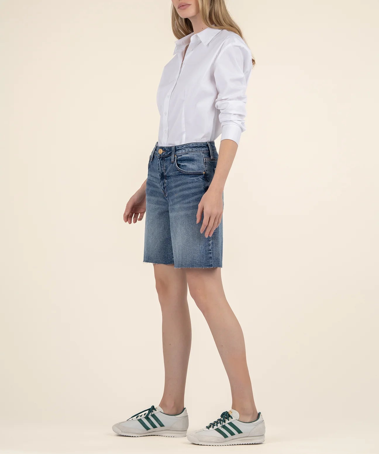 Hailey High Rise Short with Raw Hem in focus by KUT