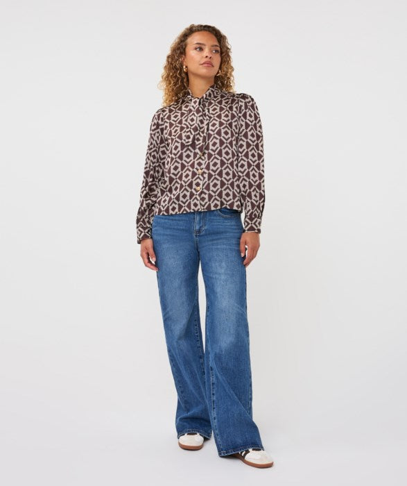Printed Blouse in bow warm cacao by Esqualo