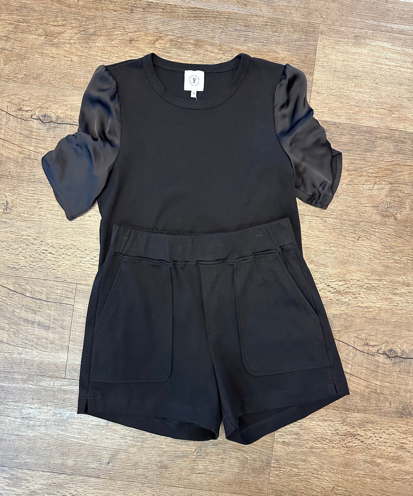 Jersey Shorts in black by 209