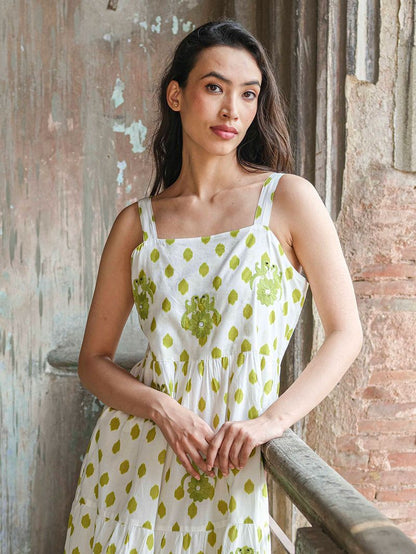 Cornflower Embroidered Bird Dress in green by Nimo