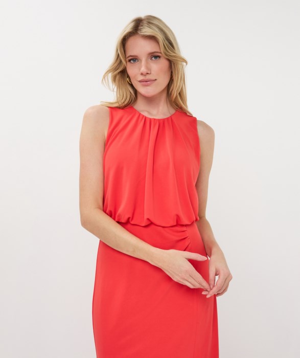 Fancy Gathering Sleeveless Dress in red by Esqualo