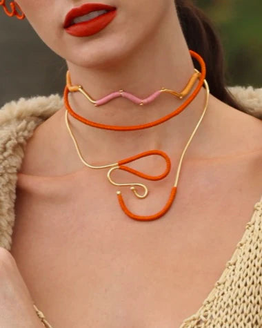 Sauce Threaded Choker Necklace in black/gold by Bamboleira