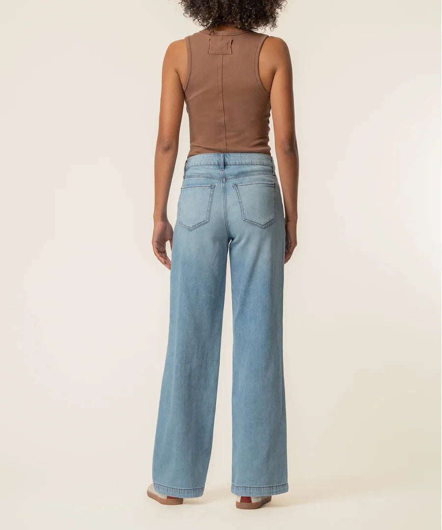 Jodi High Rise Front Princess Seam Pant in corel by KUT