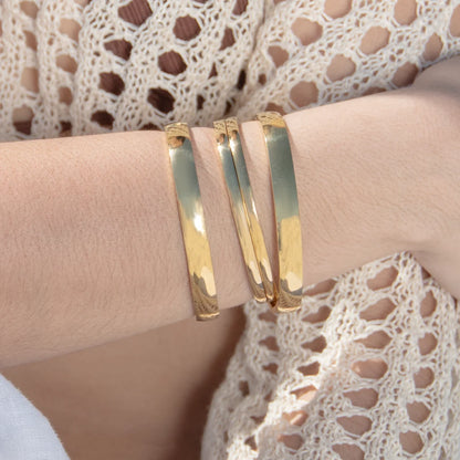 Last Dance Bangle 4mm Bracelet in gold by Splash