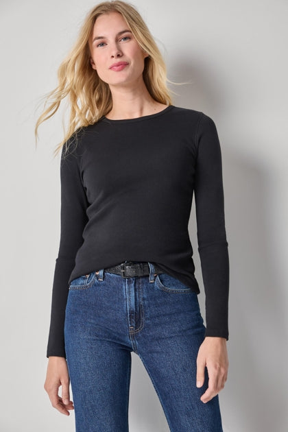 Long Sleeve Crew in black by Lilla P