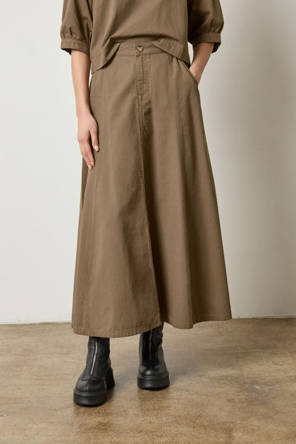Seamed Maxi Skirt in parsley by Lilla P