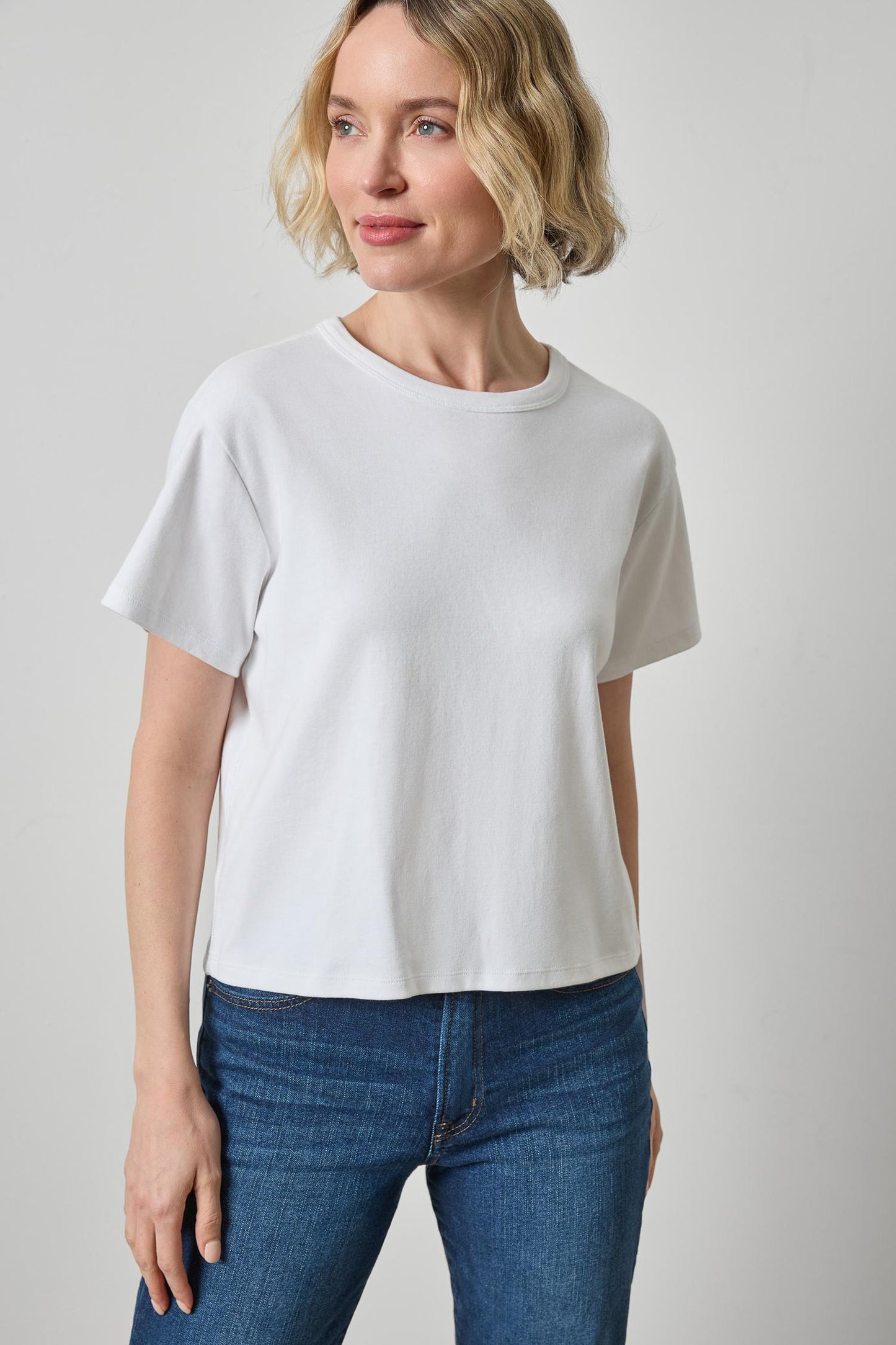Easy Tee in white by Lilla P