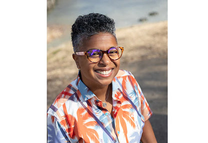 Shelby Reading Glasses: Pink / +1.25