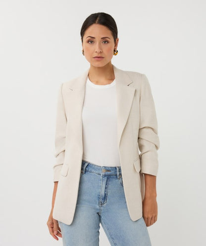 Linen Look Blazer in light sand by Esqualo