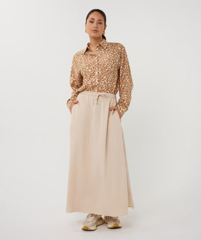 Button Up Graphic Printed Blouse in tan/ivory by Esqualo