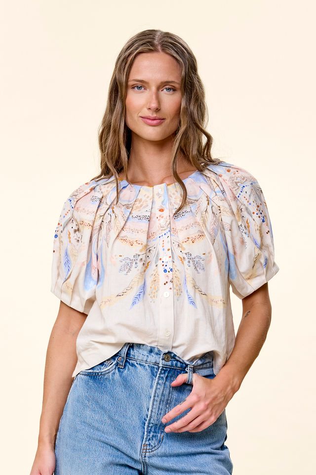 Cotton printed shirt by Cleobella on model fall outift