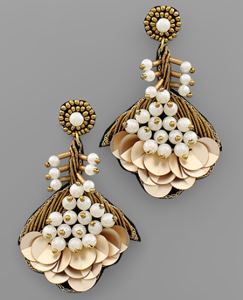 Pearl Bead & Sequin Earrings in gold/cream