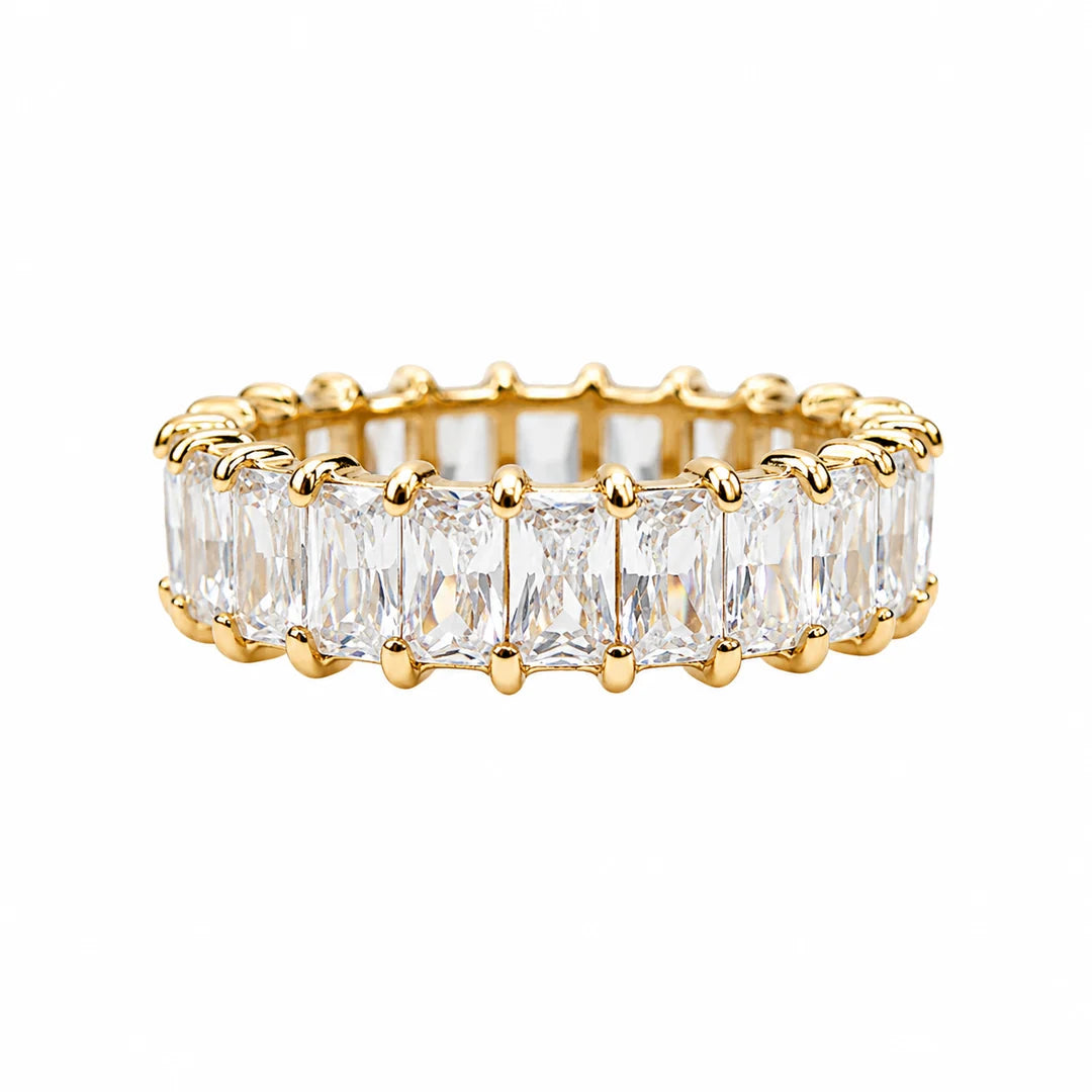 What A Girl Wants Ring in gold by Splash