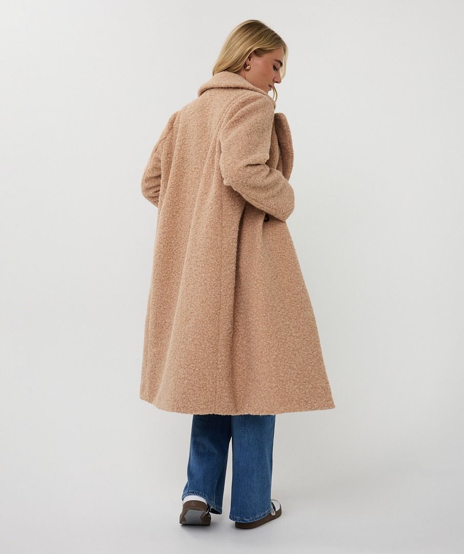 Long Boucle Coat in sand by Esqualo