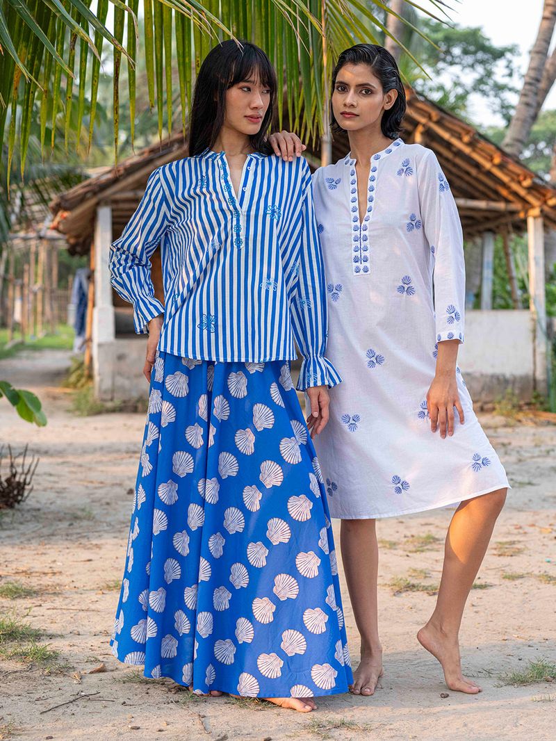 Broom Stripe Blouse with Flower Embroidery in blue by Nimo