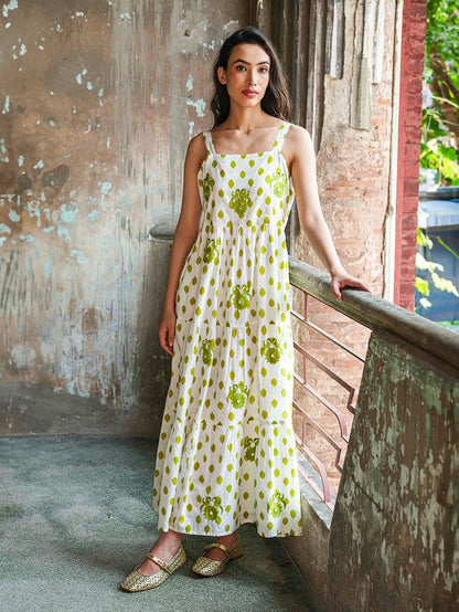 Cornflower Embroidered Bird Dress in green by Nimo