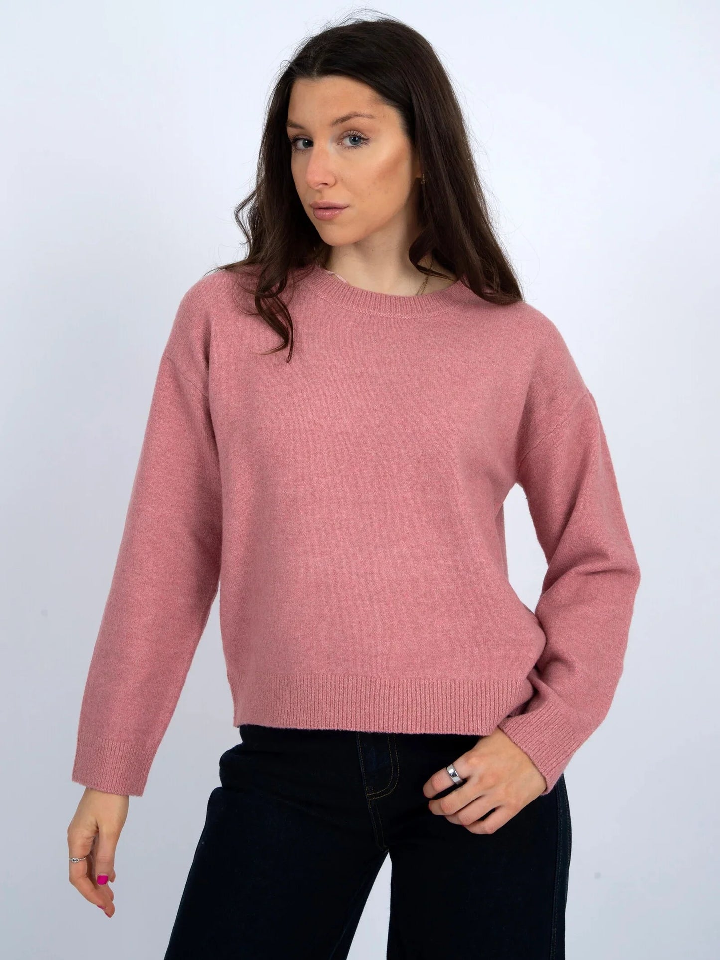 Hera Long Sleeve Crew Neck Pullover in rose by RD
