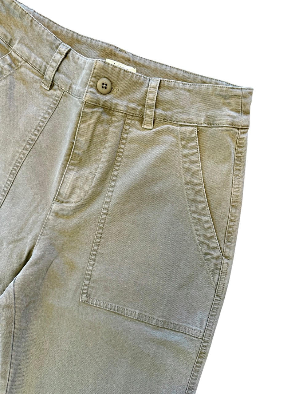 savvy | retail therapy green utility pant fabric close up 