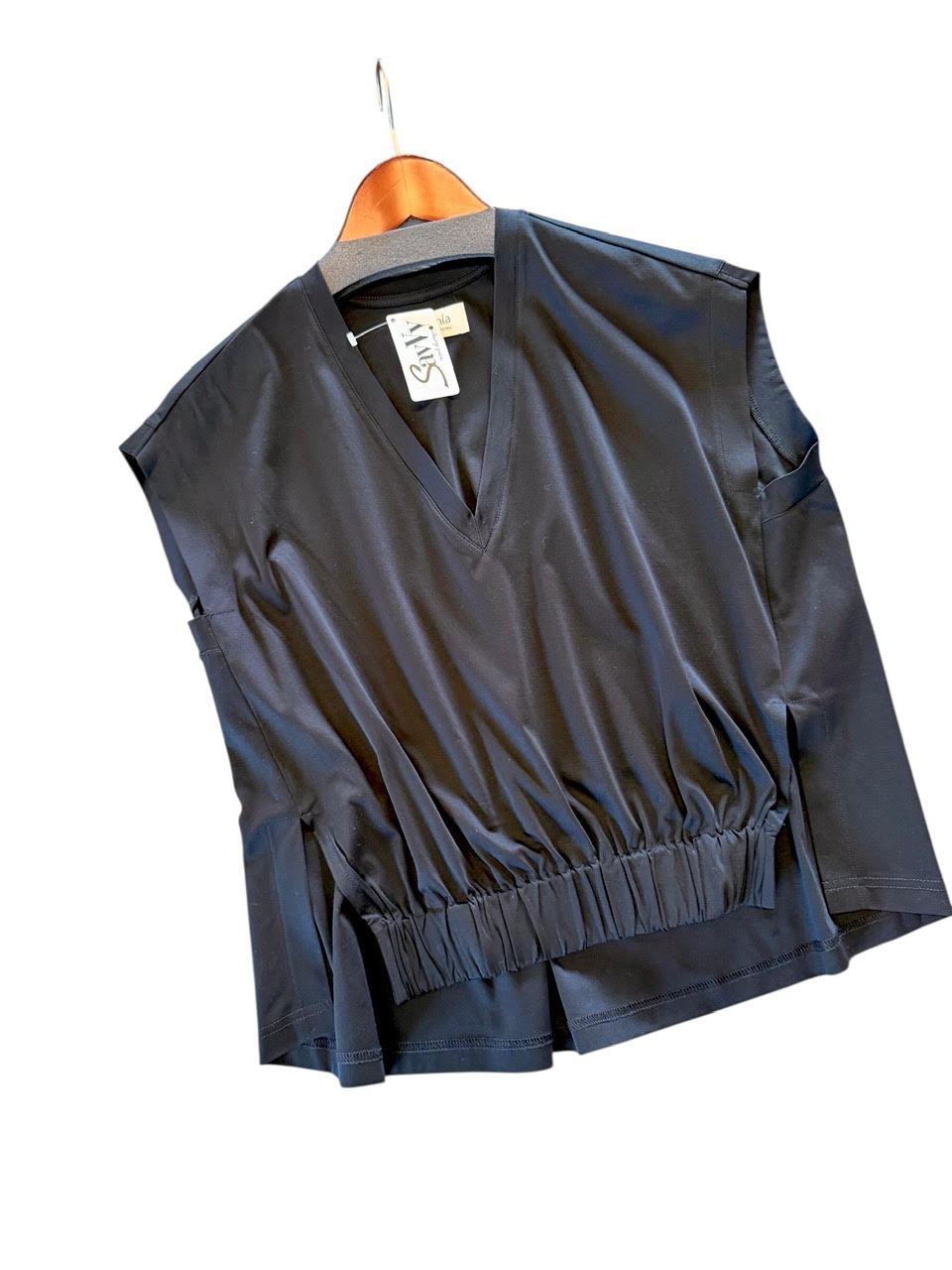 Jersey Top in black by Psophia