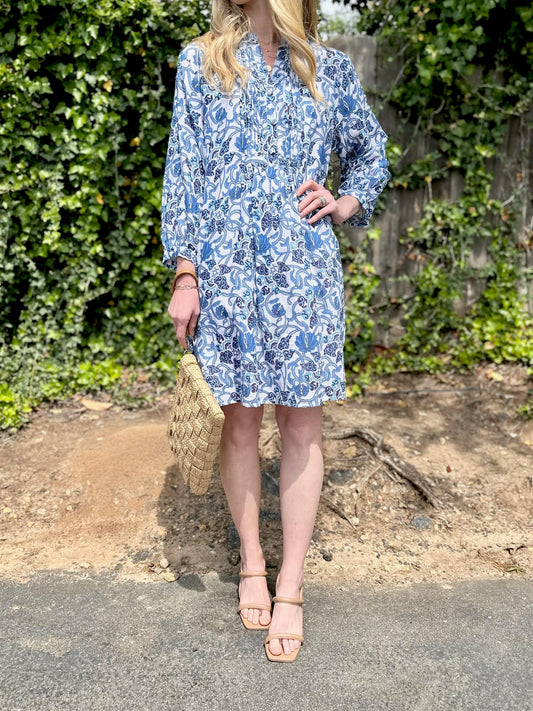 Vineyard Dress Vine Chinois in white/blues by La Plage