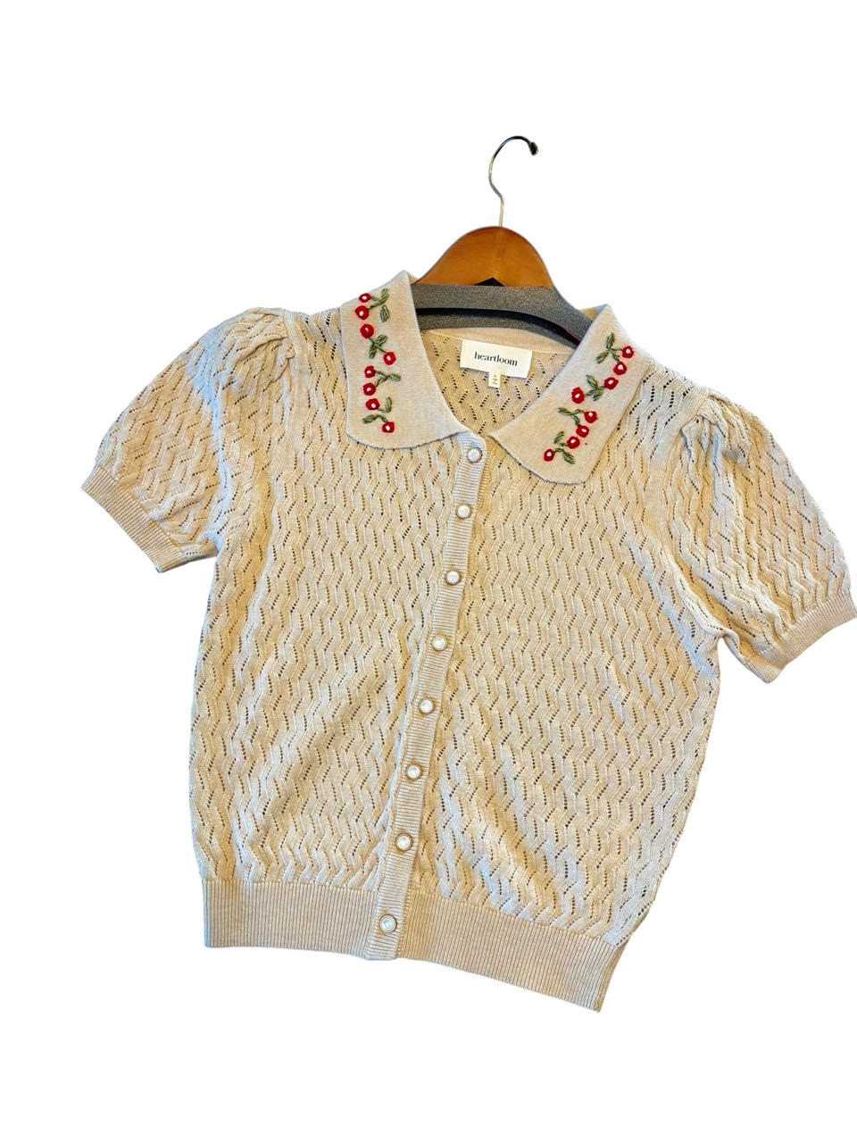 Manta Cardi in ecru by Heartloom