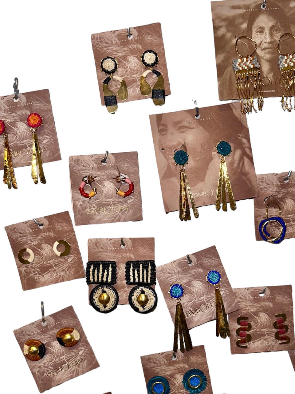 Barlovento Mini Earrings in gris/blanco/ochre by Bamboleira