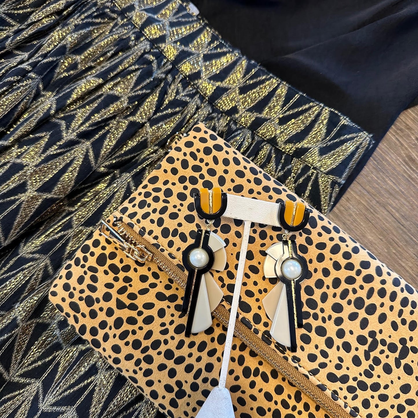Zipper Folding Clutch Bag in yellow/dalmatian