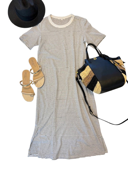Half Sleeve Crew Midi Stripe Dress in white/black by Mododoc